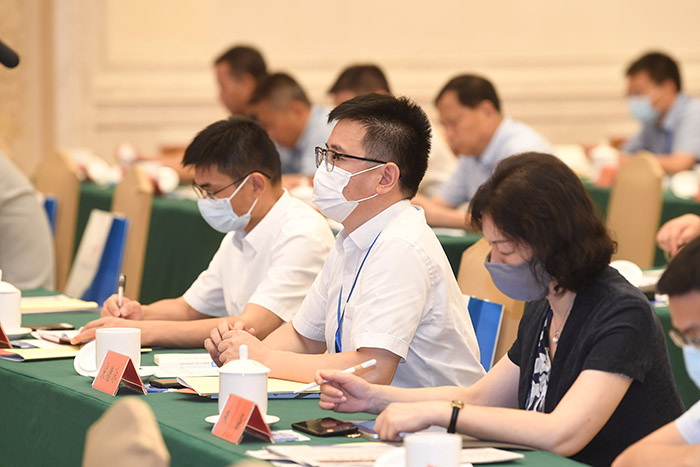 聚焦第六屆智庫峰會暨省社科界第十五屆學術大會高層論壇①｜主旨演講：瞄準高水平，走好江蘇現  代化發展之路
