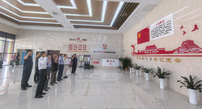 省社科聯(lián)組織開(kāi)展離退休老干部集體調(diào)研暨離退休老干部支部“助力改革發(fā)展，匯聚銀發(fā)動(dòng)能”主題黨日活動(dòng)